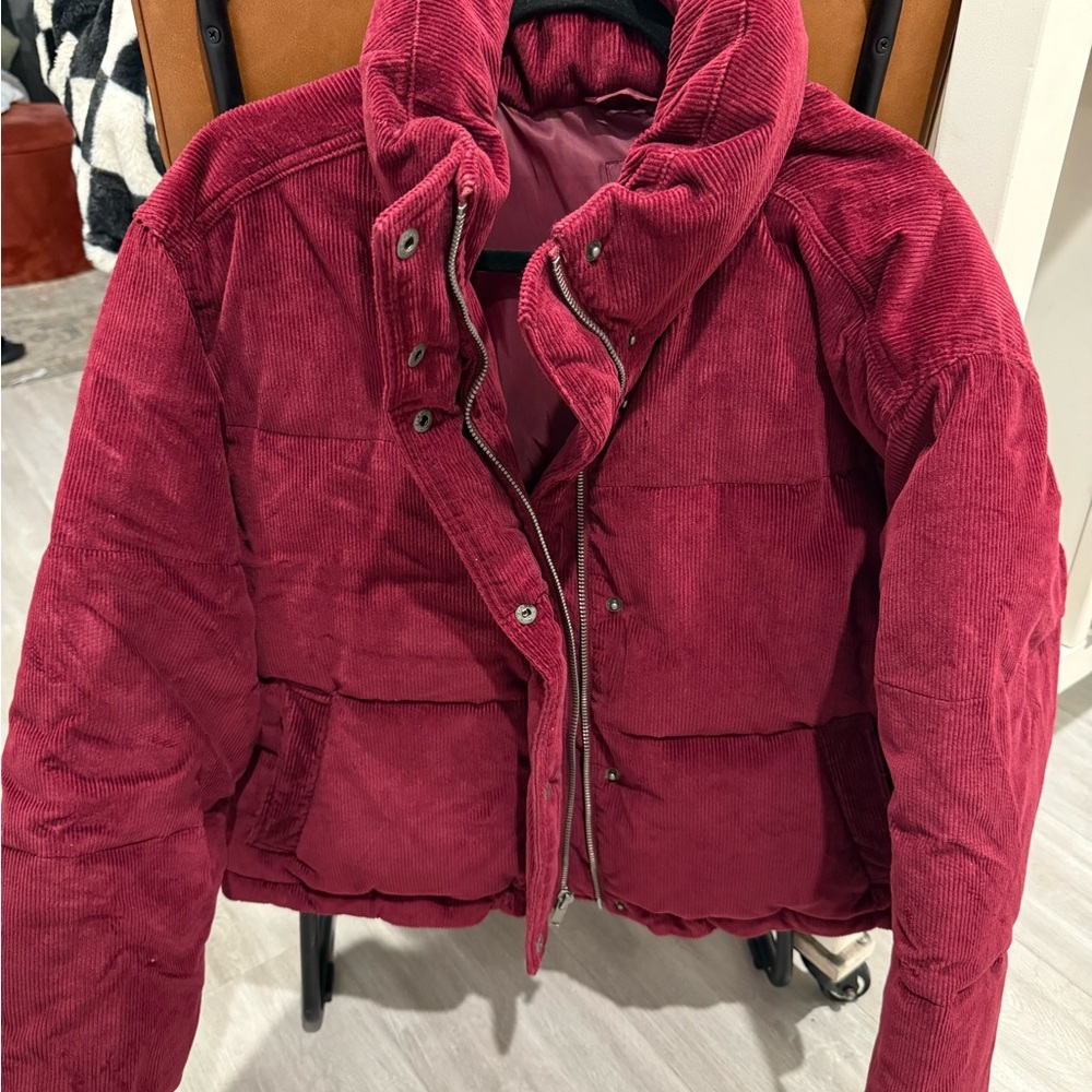 GAP Women's Corduroy Puffer Jacket - Deep Red